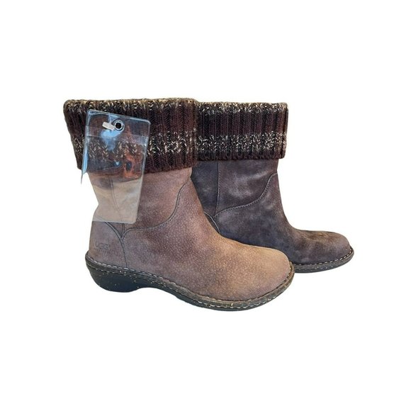 Ugg Kaylana Boots: womans 6 or kids 4 - Picture 2 of 7